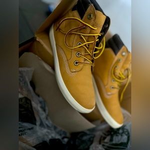 Timberland Woman’s boots